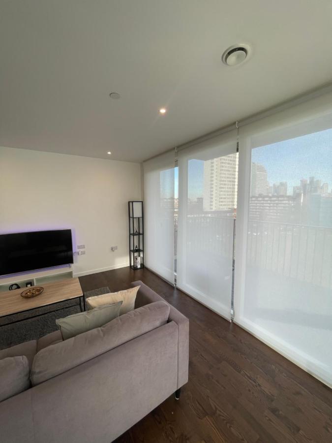 Immaculate 2Bed Apartment In London- City Views Ngoại thất bức ảnh