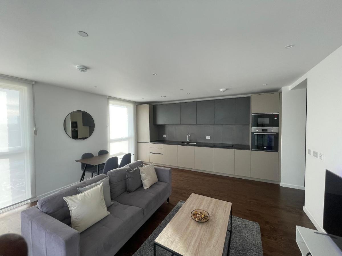 Immaculate 2Bed Apartment In London- City Views Ngoại thất bức ảnh