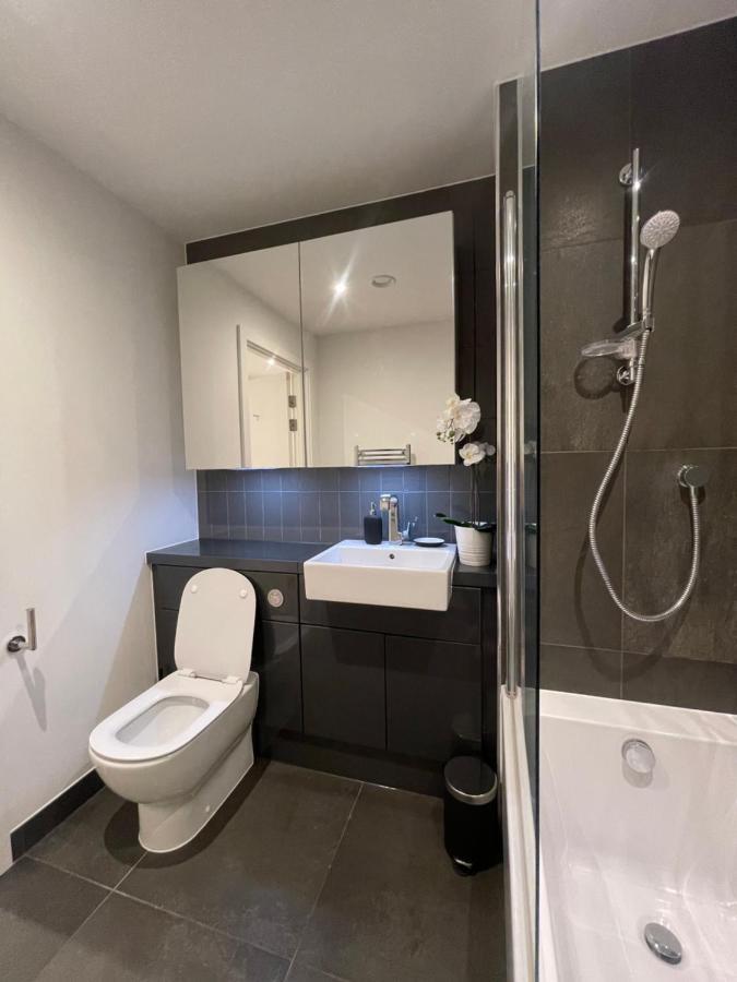 Immaculate 2Bed Apartment In London- City Views Ngoại thất bức ảnh