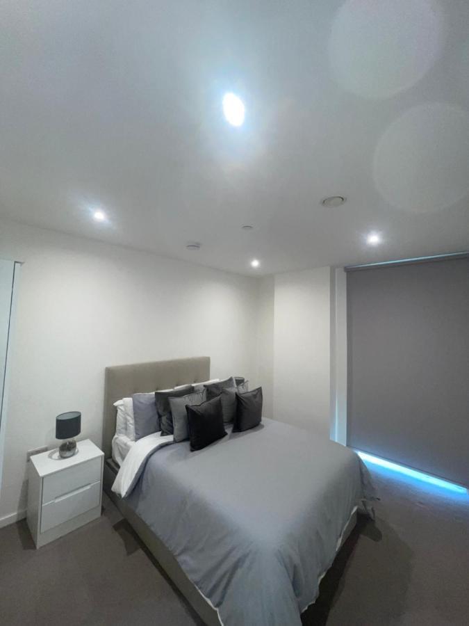 Immaculate 2Bed Apartment In London- City Views Ngoại thất bức ảnh