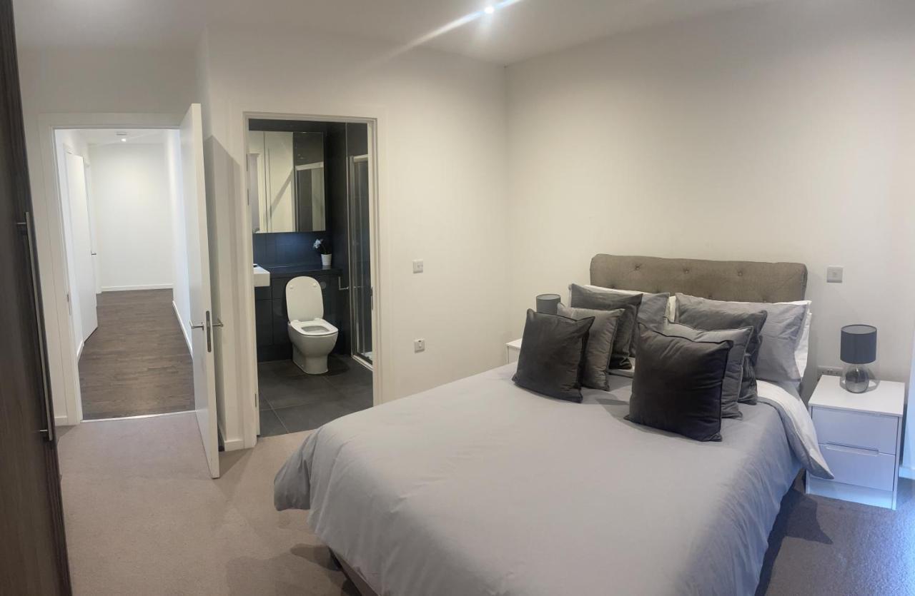 Immaculate 2Bed Apartment In London- City Views Ngoại thất bức ảnh